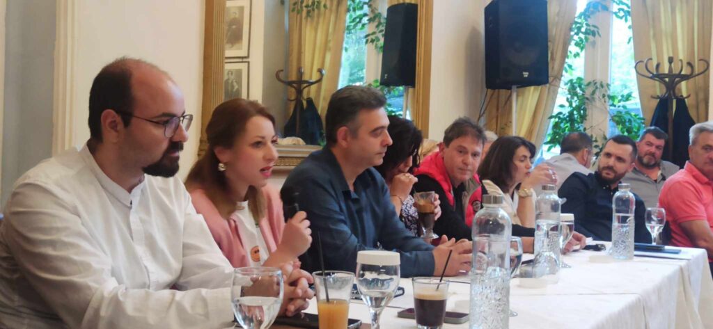 ΣΥΡΙΖΑ: Παρουσιάστηκαν οι Θεσσαλοί υποψήφιοι των Ευρωεκλογών (ΦΩΤΟ)