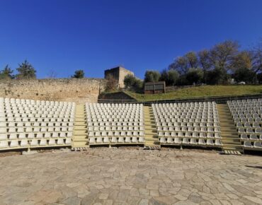 Τρίκαλα: Ακυρώνεται η πρώτη παράσταση στο υπαίθριο Δημοτικό Θέατρο - Αμφίβολα τα εγκαίνια