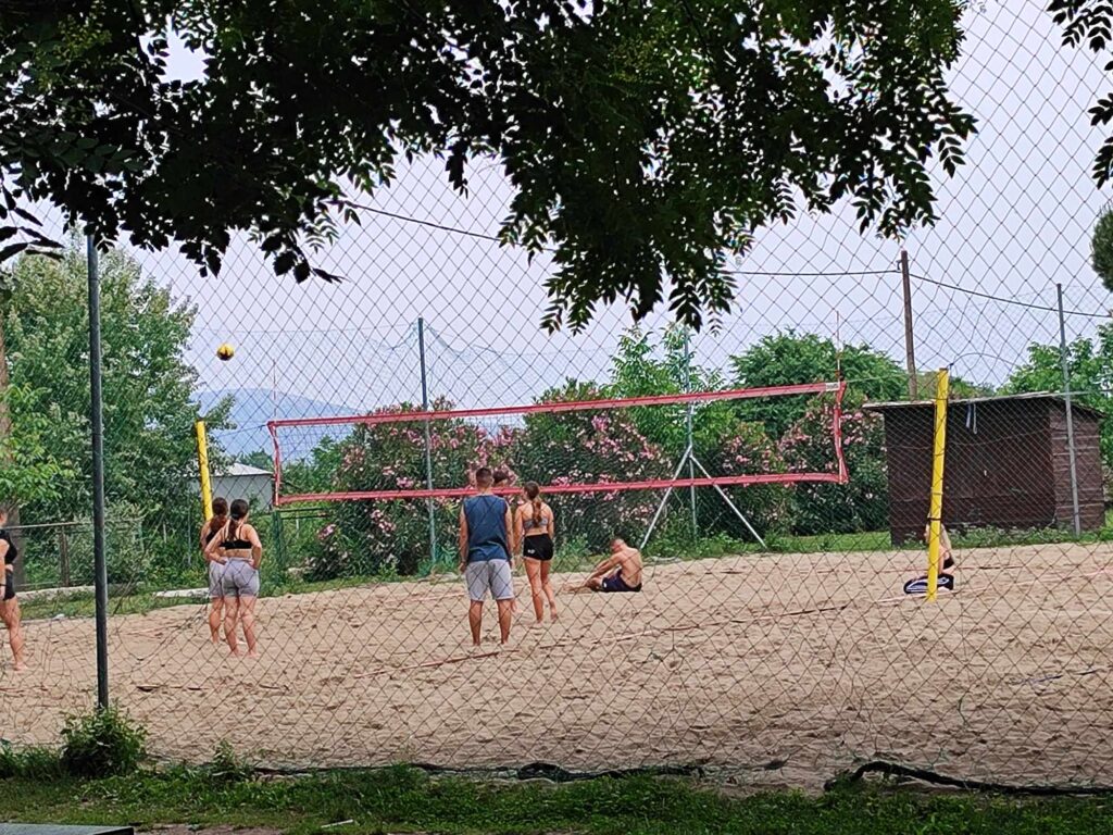 «Τραβάει» το beach volley στα Τρίκαλα (ΦΩΤΟ)
