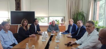 Στα Τρίκαλα ο Κωστής Χατζηδάκης – Συναντήσεις και με πλημμυροπαθείς (ΦΩΤΟ&ΔΗΛΩΣΕΙΣ)