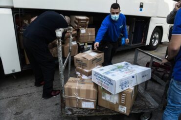 Τέλος τα "δέματα" του Πάσχα από Τρίκαλα για Αθήνα