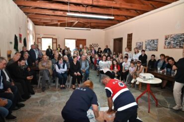 Συνεχίζεται το πρόγραμμα για την εκπαίδευση κατοίκων χωριών του ορεινού όγκου στην παροχή πρώτων βοηθειών (ΦΩΤΟ)