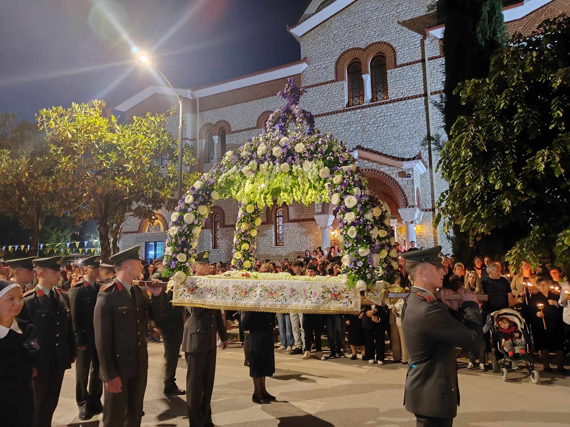 Kυκλοφοριακές ρυθμίσεις για Επιτάφιο και Ανάσταση στα Τρίκαλα