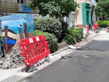 Τρίκαλα: «Βομβαρδισμένο» το τοπίο στην Ιπποκράτους πέντε μέρες μετά (ΦΩΤΟ)