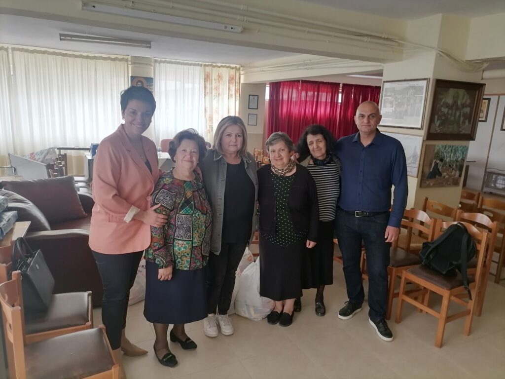 «Γεύματα Αγάπης» στην «Παναγία Ελεούσα»