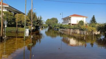 Συγκέντρωση διαμαρτυρίας αύριο μπροστά από την ΠΕ Τρικάλων