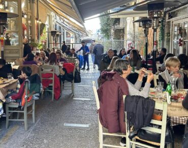 "Βούλιαξαν" οι ταβέρνες το Πάσχα-Πάνω από 20% αυξημένη η κίνηση