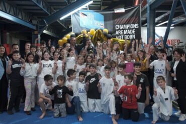 «Ζεστό» καλωσόρισμα για την Τρικαλινή πρωταθλήτρια Φένια Τζέλη (ΦΩΤΟ)