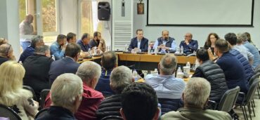 «Μικρό καλάθι» κρατούν οι Φαρκαδόνιοι μετά τη συνάντηση με τον υφυπουργό Χρ. Τριαντόπουλο – Έρχονται κινητοποιήσεις