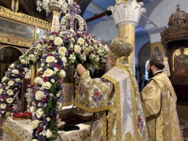 Στην Μητρόπολη Τρίκκης η πρώτη Ανάσταση του Κυρίου (ΦΩΤΟ+VIDEO)