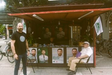 Vintage πράγματα, αυθεντικές προεκλογικές καταστάσεις στα Τρίκαλα...