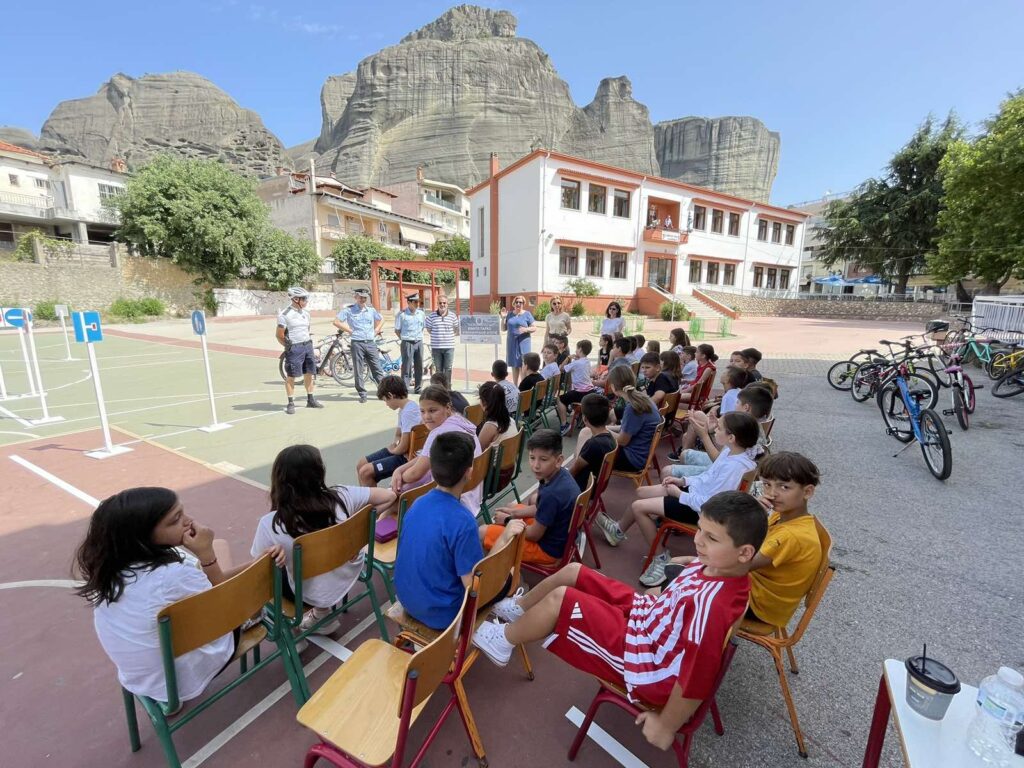 Κινητό Πάρκο Κυκλοφοριακής Αγωγής στα σχολεία της Καλαμπάκας (ΦΩΤΟ)