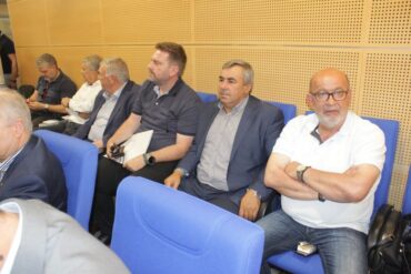 Έγιναν σοφότεροι οι δήμαρχοι μετά τη συνάντηση με τον Κ. Μητσοτάκη;