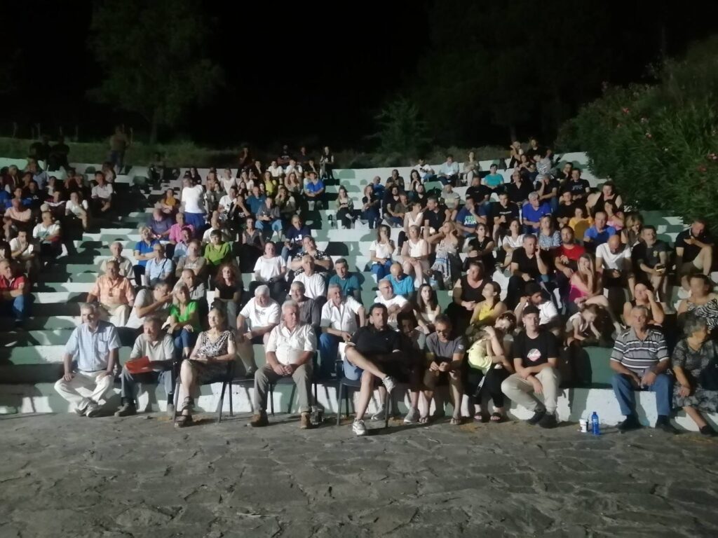 Λαϊκή Συσπείρωση Φαρκαδόνας: "Μας αφαιρέθηκε ο λόγος στη λαϊκή συνέλευση των πλημμυροπαθών"