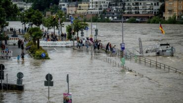Πώς οι περιοχές στη Νότια Γερμανία αντιμετωπίζουν τις πλημμύρες ρεκόρ;