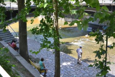 40αρια και σήμερα στα Τρίκαλα