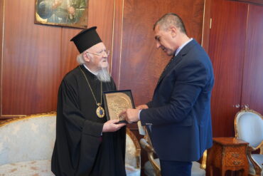 Συνάντηση με τον Οικουμενικό Πατριάρχη είχε ο Δ. Κουρέτας