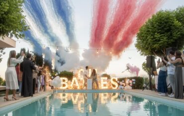 Εντυπωσιακό gender reveal πάρτι στα Τρίκαλα - Θα γίνει πατέρας νεαρός Δημοτικός σύμβουλος