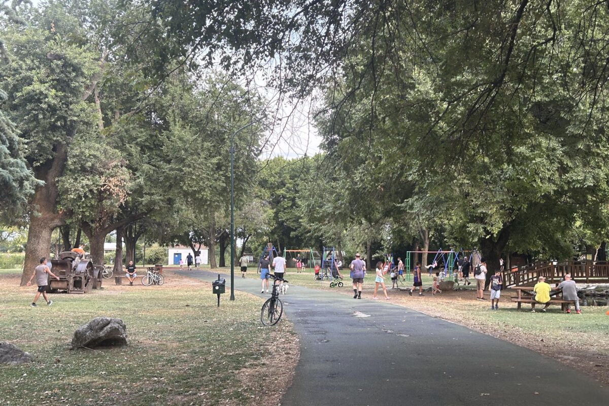 Το πάρκο του Αη Γιώργη: Ο πράσινος πνεύμονας των Τρικάλων για αναψυχή και άθληση