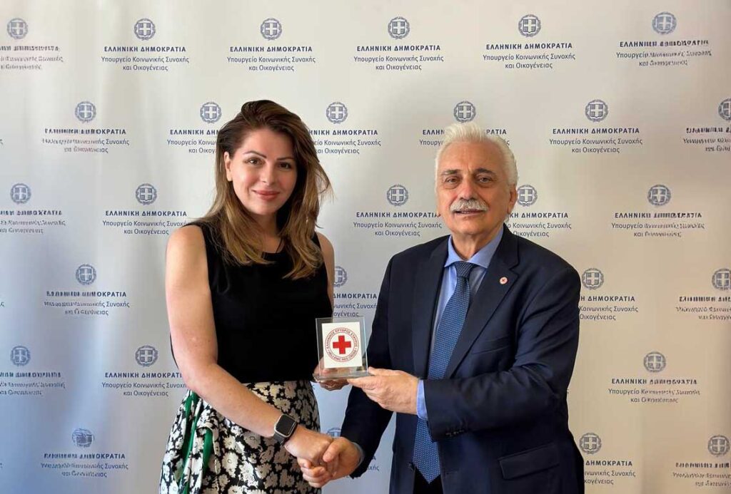 Ο Πρόεδρος του Ελληνικού Ερυθρού Σταυρού συναντήθηκε με την Υφυπουργό Κοινωνικής Συνοχής και Οικογένειας