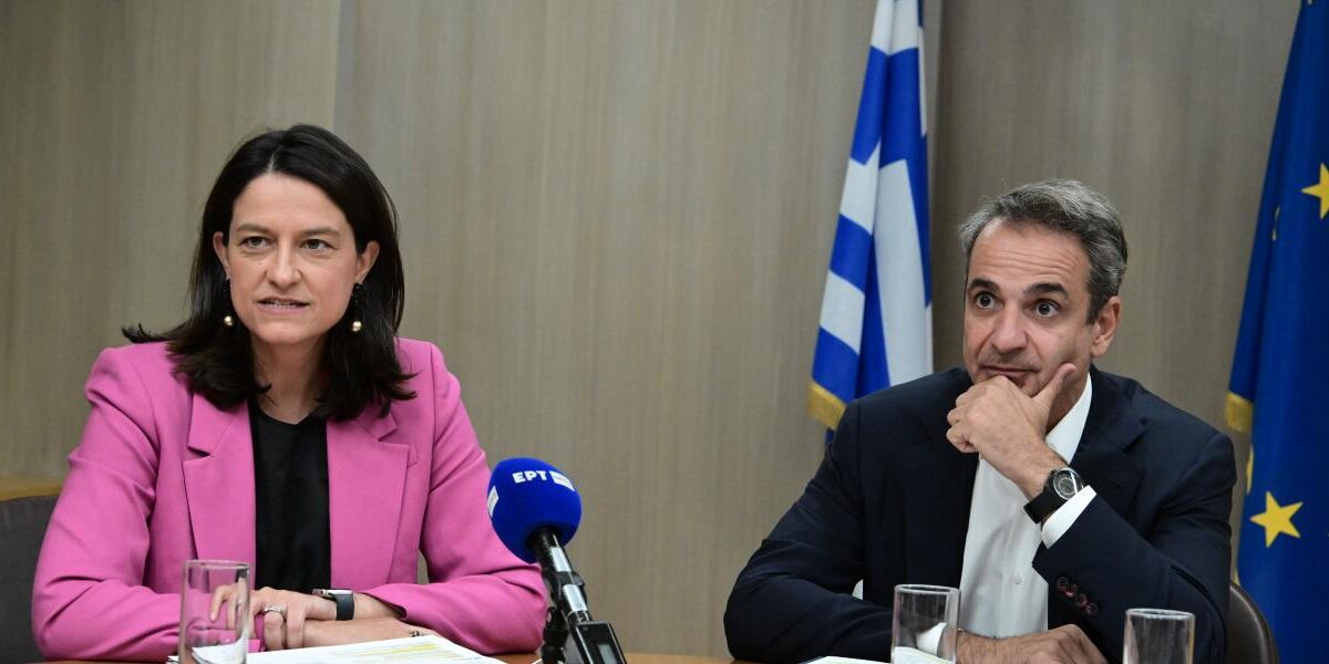 Νέες αλλαγές στο επίδομα ανεργίας ανακοίνωσε η Νίκη Κεραμέως