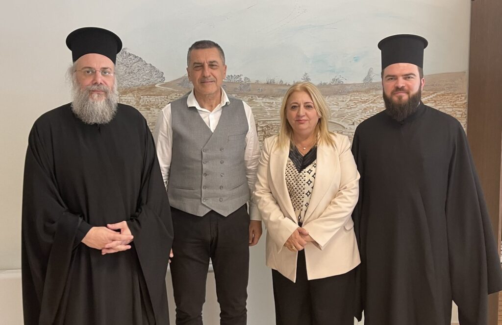 Όλα τριγύρω αλλάζουνε κι όλα τα ίδια μένουν - Νέα πρόσωπα με παλιές συνήθειες