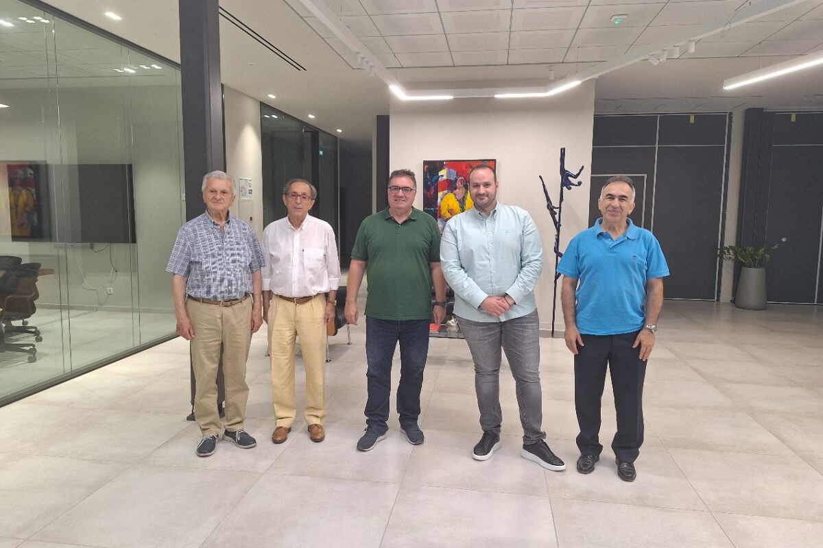 Ευχαριστήριο του Τ.Ε.Φ.Α.Α. του Π.Θ. προς τα ΕΛΛΗΝΙΚΑ ΓΑΛΑΚΤΟΚΟΜΕΙΑ Α.Ε. και τους κ.κ. Δ. Σούλα, Ε. Κλιάφα και Β. Γιαγιάκο