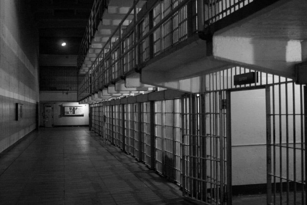 Αθώος Αφροαμερικανός μετά από 48 χρόνια στη φυλακή: Λαμβάνει αποζημίωση 7 εκατομμυρίων δολαρίων