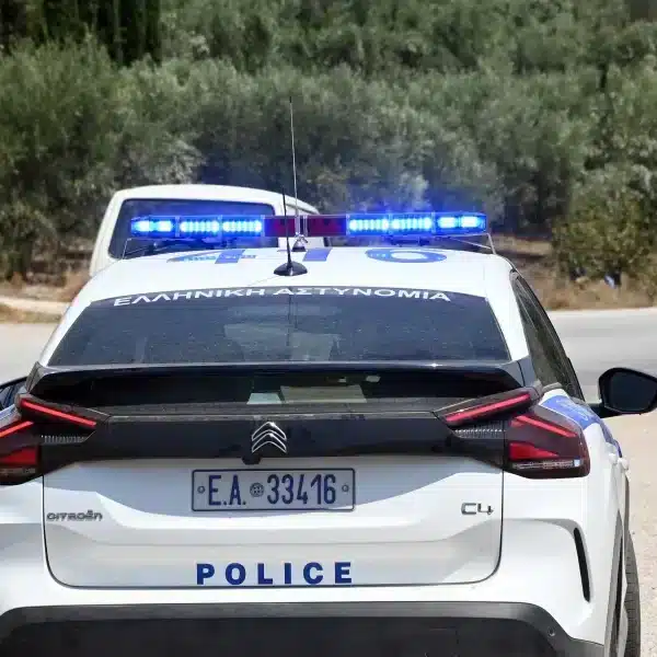Ναρκωτικά στα Τρίκαλα: σύλληψη με ηρωίνη, κάνναβη και… φυτεία στην αυλή