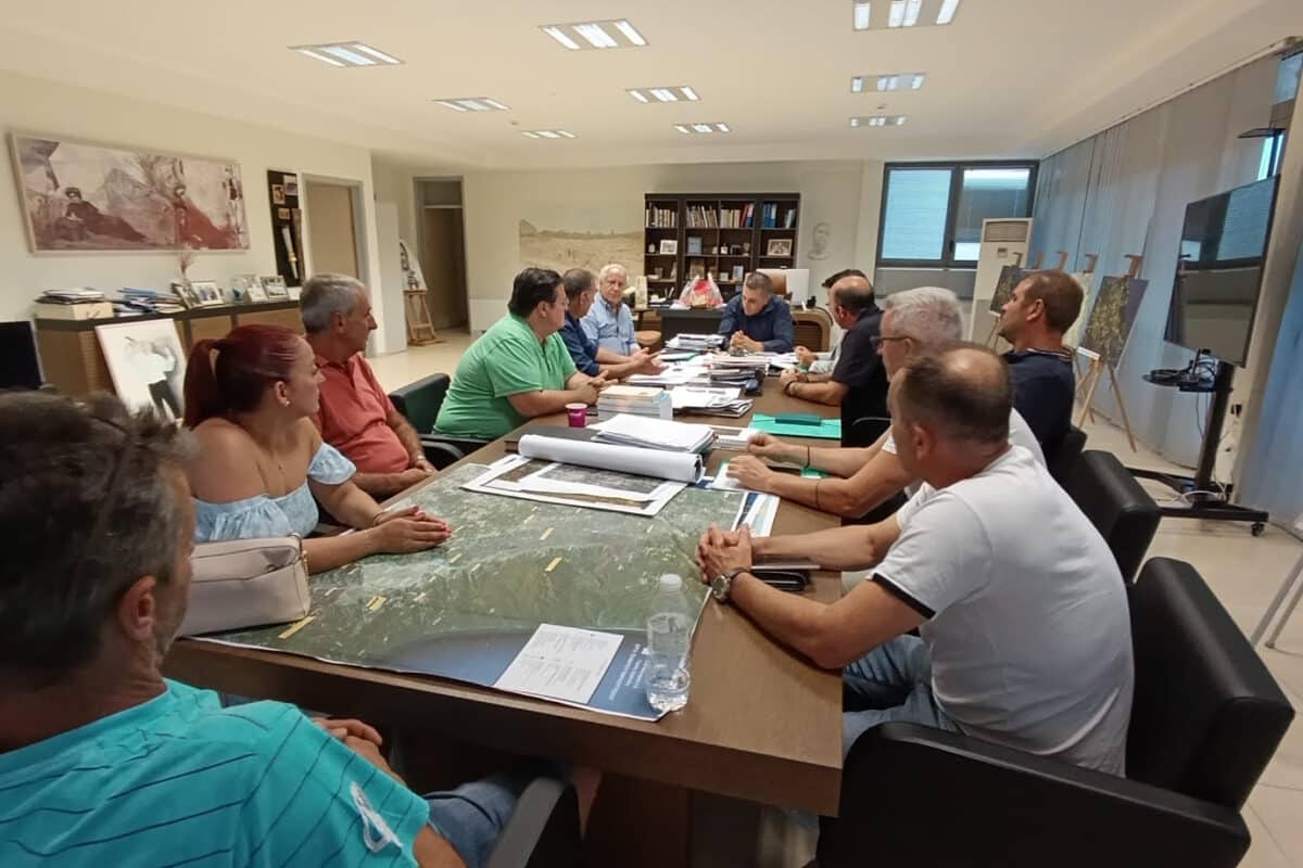 Επίσκεψη εκπροσώπων του Δ.Δ. Λουτρού Ελασσόνας στον Περιφερειάρχη Θεσσαλίας