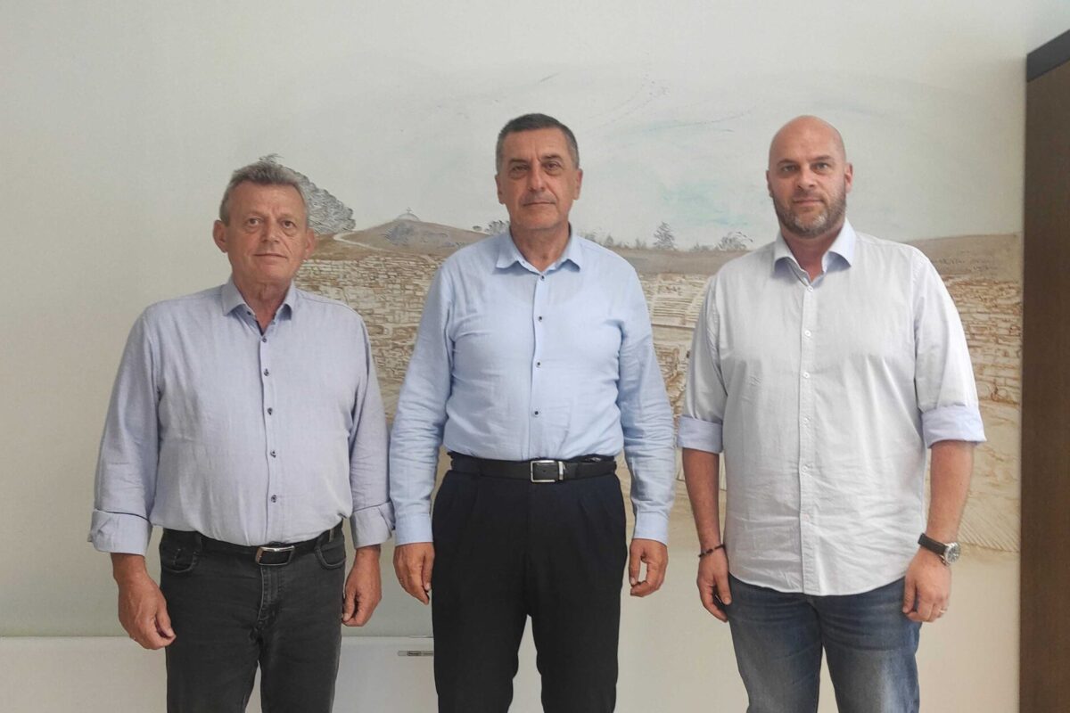 Δημήτρης Παπανδρέου: Νέος Άμισθος Σύμβουλος Εθελοντισμού και Συντονιστής Πολιτικής Προστασίας στην Περιφέρεια Θεσσαλίας