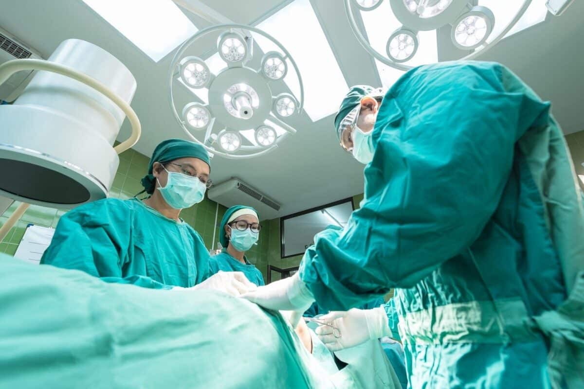 Επιτυχής η πρώτη μεταμόσχευση καρδιάς και πνευμόνων στην Ελλάδα