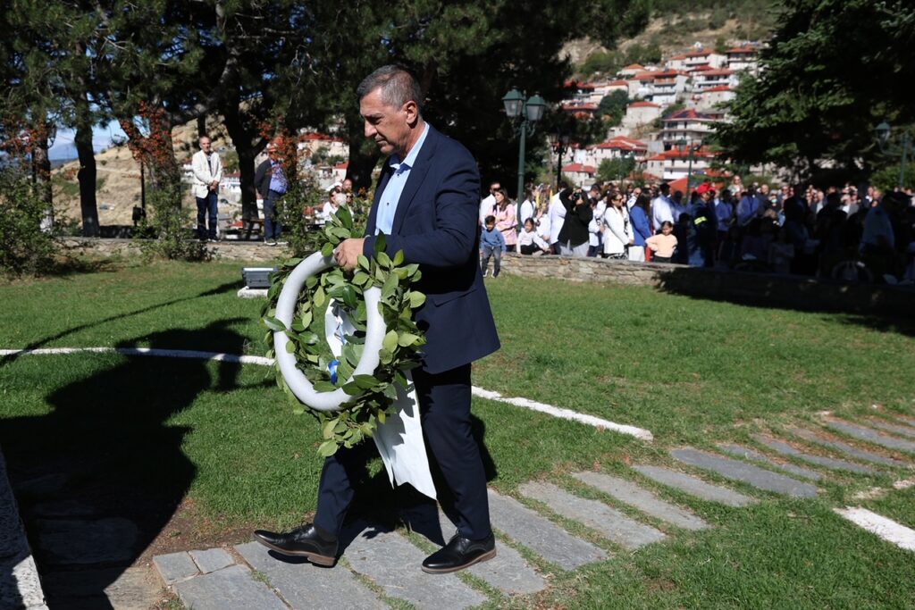 Στο ετήσιο μνημόσυνο του ήρωα της Επανάστασης του 1821 Γεωργάκη Ολύμπιου ο Περιφερειάρχης Θεσσαλίας