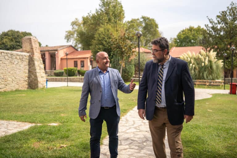 Βασίλης Οικονόμου: «Οδηγός» για τη χώρα τα Τρίκαλα, σε ποδήλατο και βιώσιμη κινητικότητα  