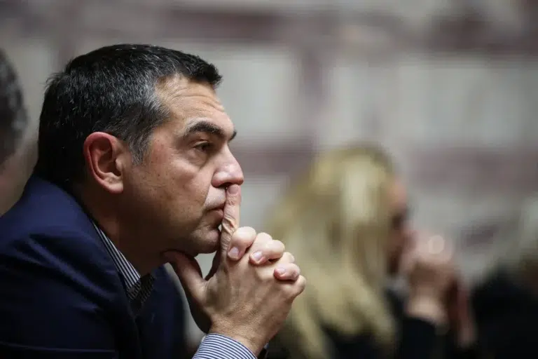Παραιτήθηκε ο Τσίπρας – Ο πολιτικός του “ΟΧΙ που έγινε ΝΑΙ” ξαναφέρνει ανακατωσούρα