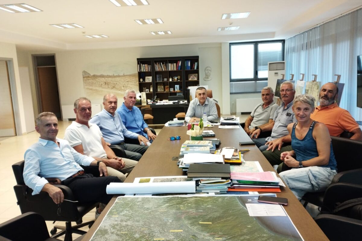 Έπεσαν οι υπογραφές για το έργο «εκπαιδευτικό χιονοδρομικό Κέντρο» στην θέση Κάναλος Κισσάβου