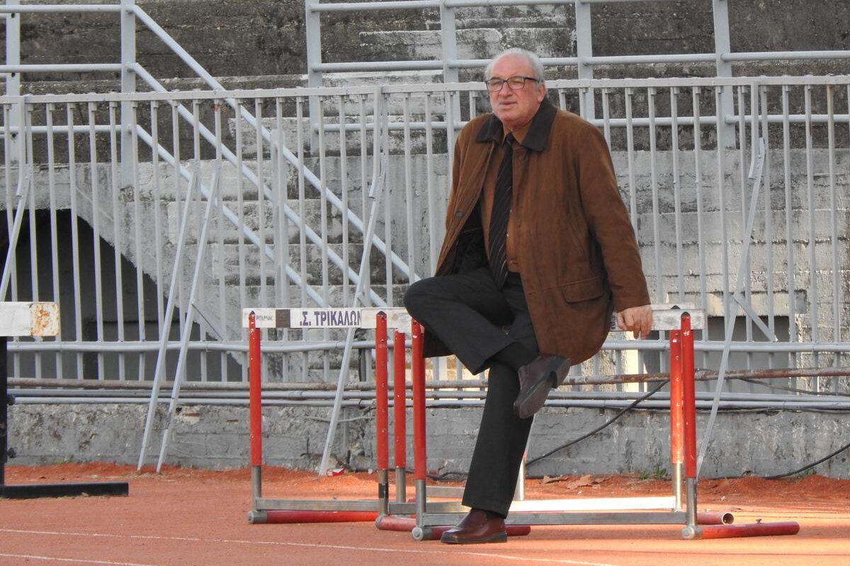 Λίγα μέτρα από τον αγωνιστικό χώρο ο πρόεδρος του ΑΟΤ