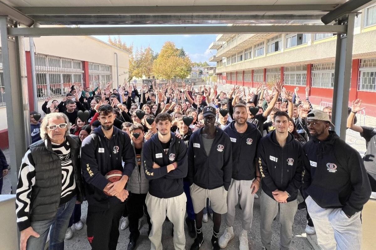Επίσκεψη του ΑΟ Τρίκαλα Basket σε 2ο Γυμνάσιο και Λύκειο