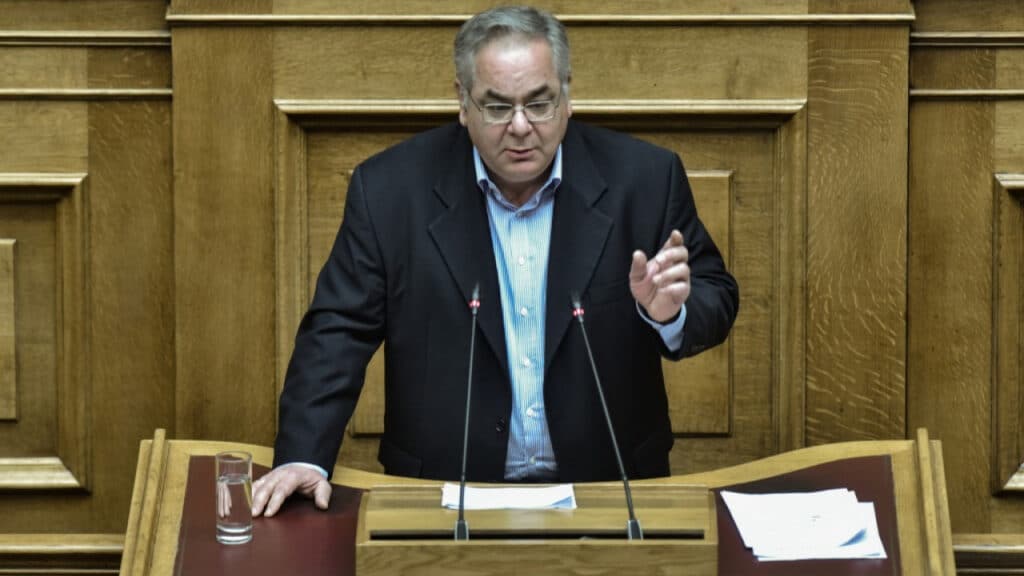 Οργή για τα νέα διόδια στα Τέμπη και την καθυστέρηση στον κόμβο Ραψάνης