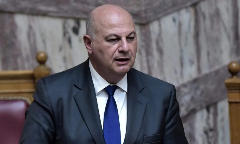 Τσιάρας προς αγρότες: «Η λύση έρχεται μόνο στον διάλογο»