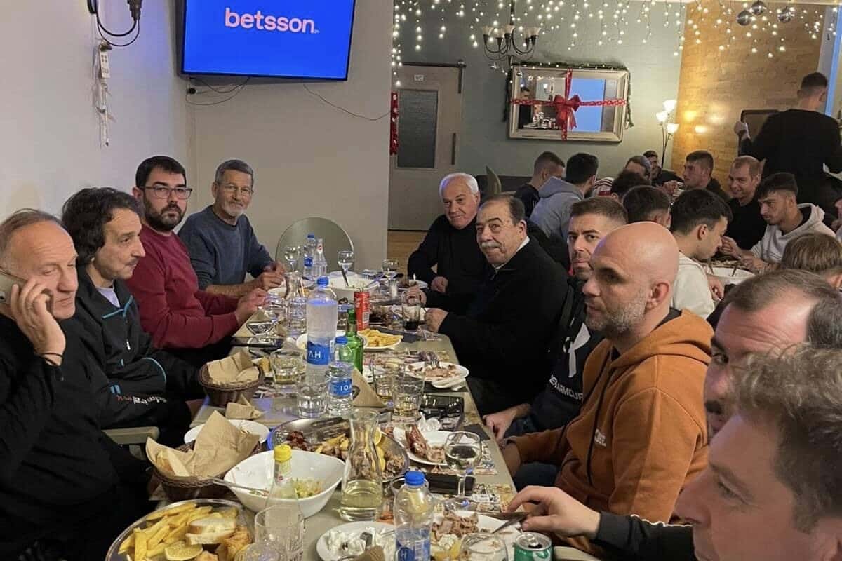 Ομάδα μέσα κι έξω από τα γήπεδα η Λυγαριά