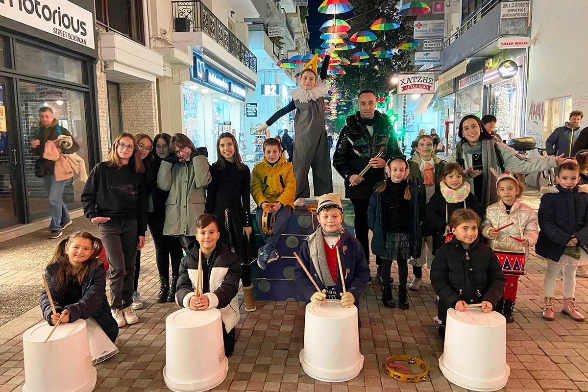 Ο “μαγεμένος δρόμος“, δράση με αστερόσκονη από το ΚΔΑΠ ΟΜΟΝΟΙΑ του Δήμου Τρικκαίων