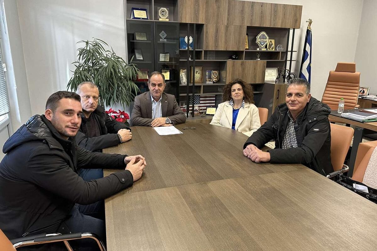 Συνάντηση Δημάρχου Καρδίτσας με αντιπροσωπεία της Ένωσης Προέδρων Κοινοτήτων