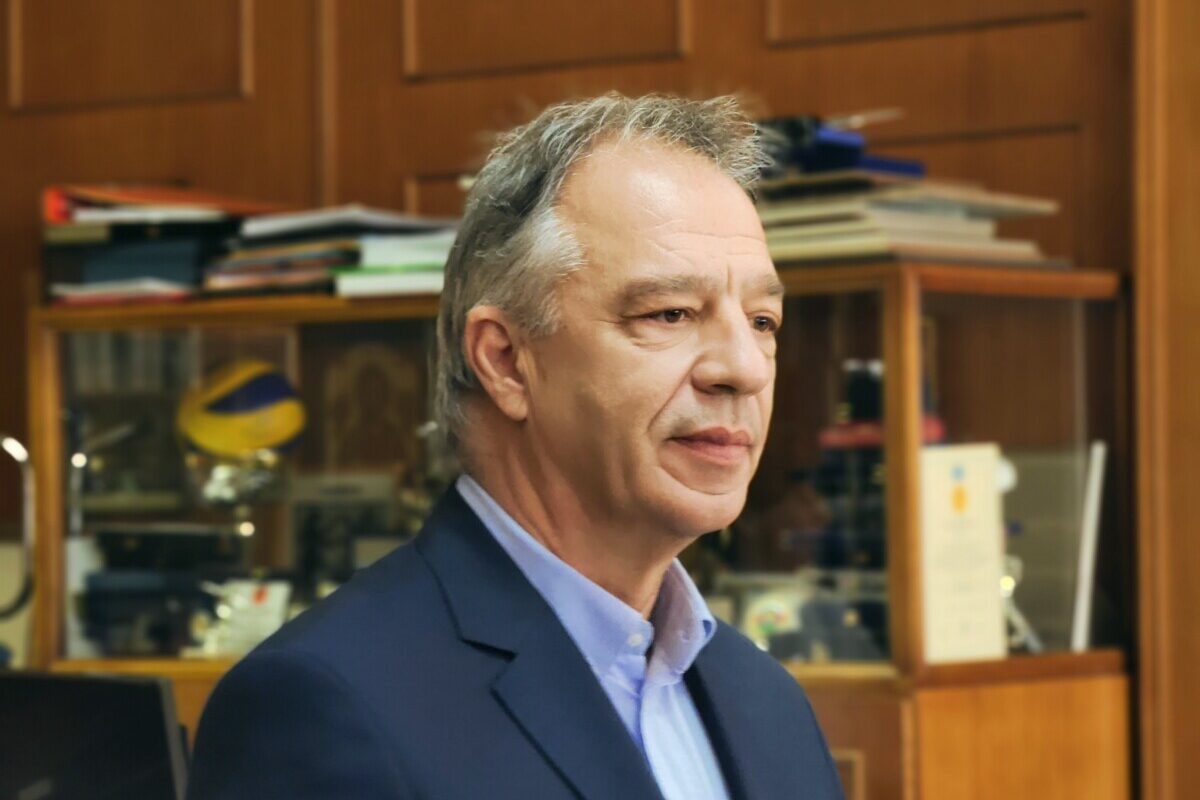 Εορταστικό Μήνυμα του Χρήστου Μιχαλάκη: Αγάπη, Αλληλεγγύη και Προσδοκίες για το Νέο Έτος