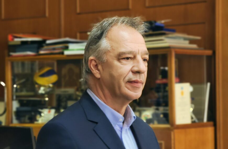 Εορταστικό Μήνυμα του Χρήστου Μιχαλάκη: Αγάπη, Αλληλεγγύη και Προσδοκίες για το Νέο Έτος