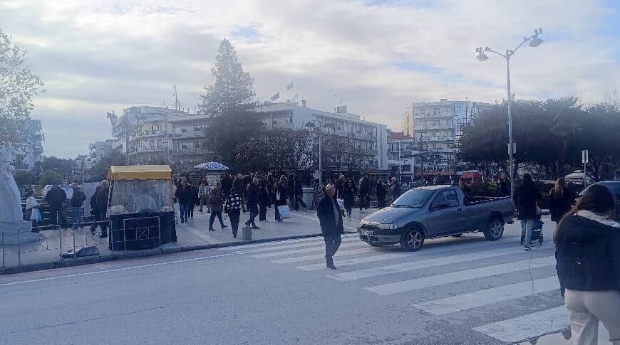 Πέρα από τους νόμους, αλληλοσεβασμός στις διαβάσεις