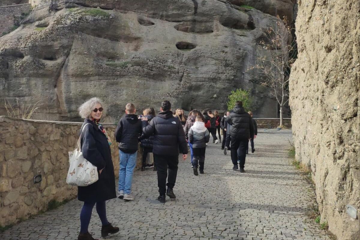 9ο Γυμνάσιο Τρικάλων: «Μια απολαυστική διδακτική επίσκεψη στα Μετέωρα»