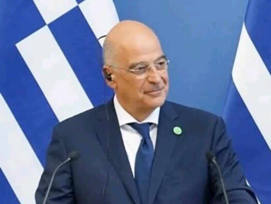 Ο Νίκος Δένδιας στην κοπή της Πρωτοχρονιάτικης πίτας της ΔΕΕΠ ΝΔ Τρικάλων