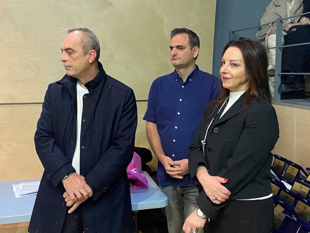 Ρεκόρ επιτυχιών στις βραβεύσεις επιτυχόντων μαθητών-τριών από τον Σύλλογο Δημοτικών Υπαλλήλων Τρικάλων (φωτο)