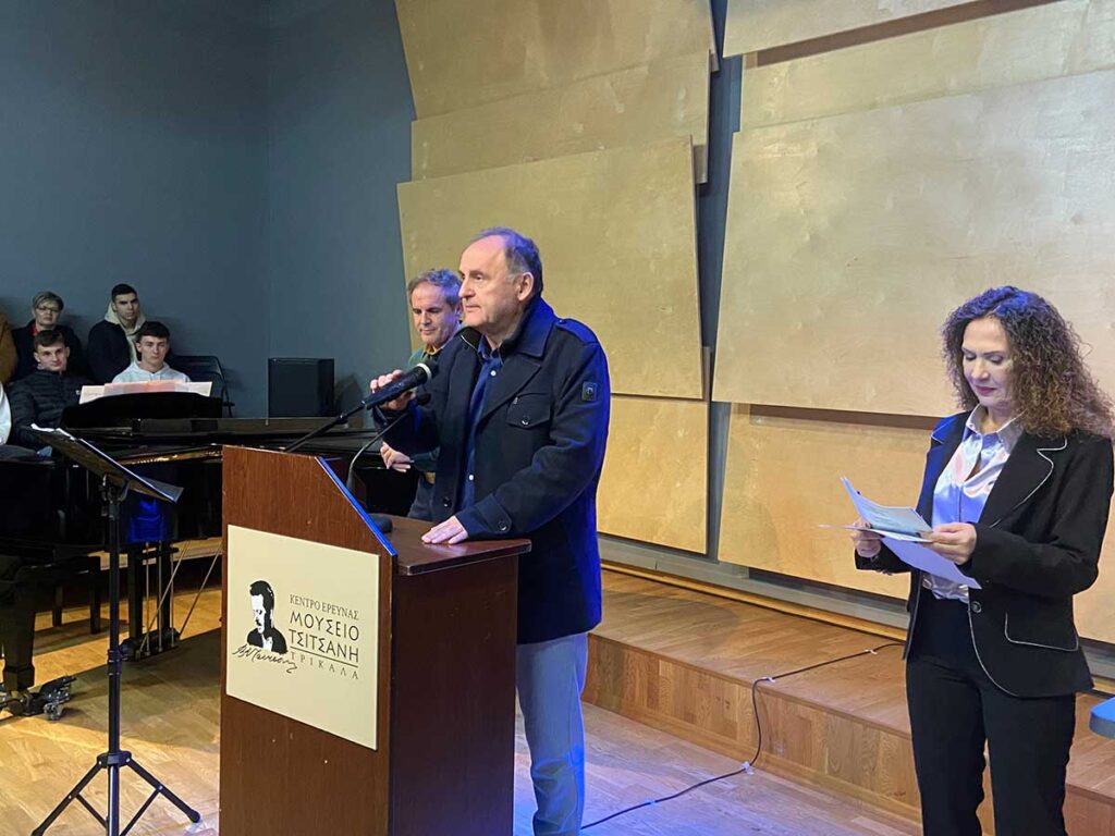 Ρεκόρ επιτυχιών στις βραβεύσεις επιτυχόντων μαθητών-τριών από τον Σύλλογο Δημοτικών Υπαλλήλων Τρικάλων (φωτο)